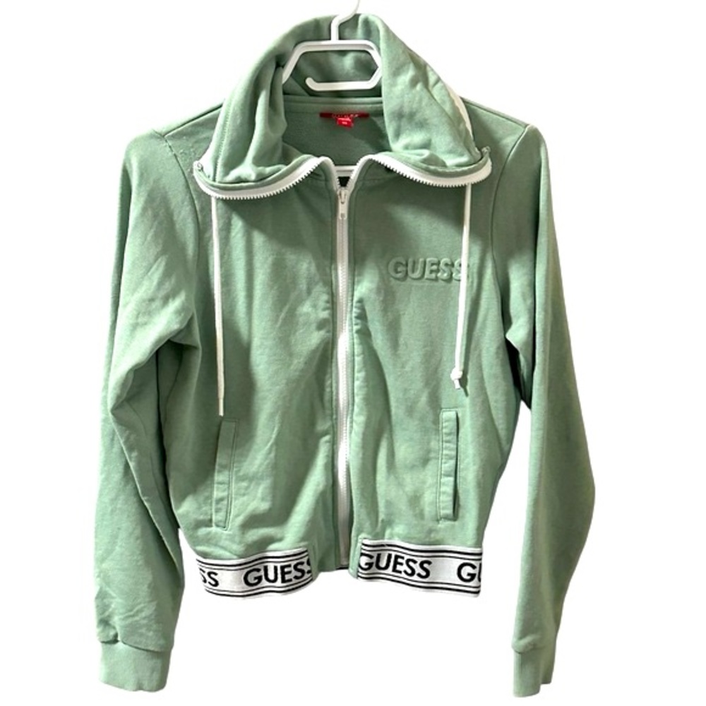 🛍️3/$15 GUESS Ladies Full Zip Sweater with embossed logo
